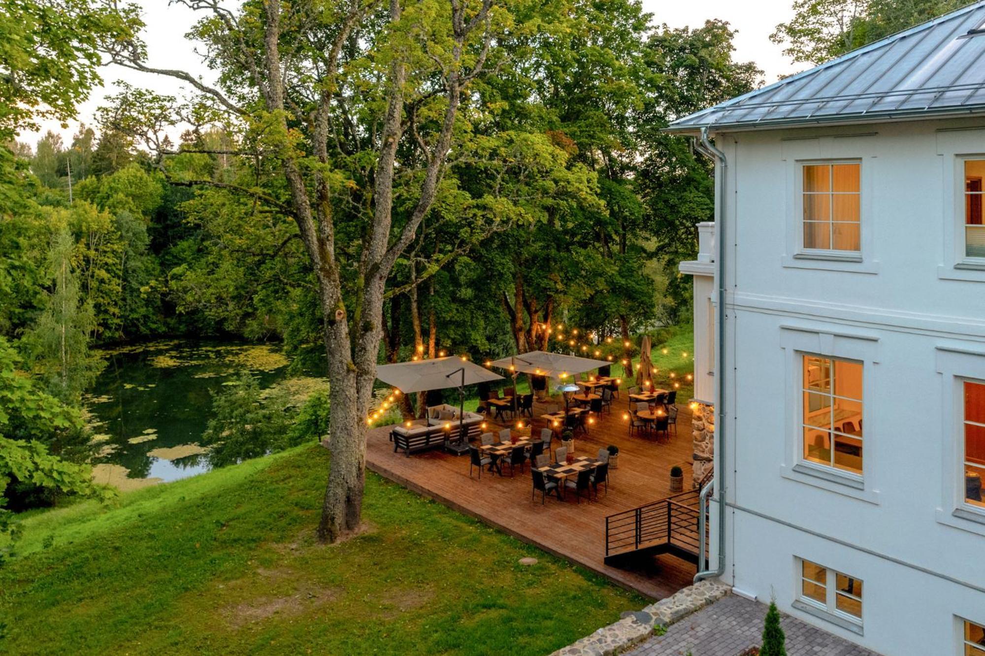 The Manor Sports & Spa Torva Exterior photo