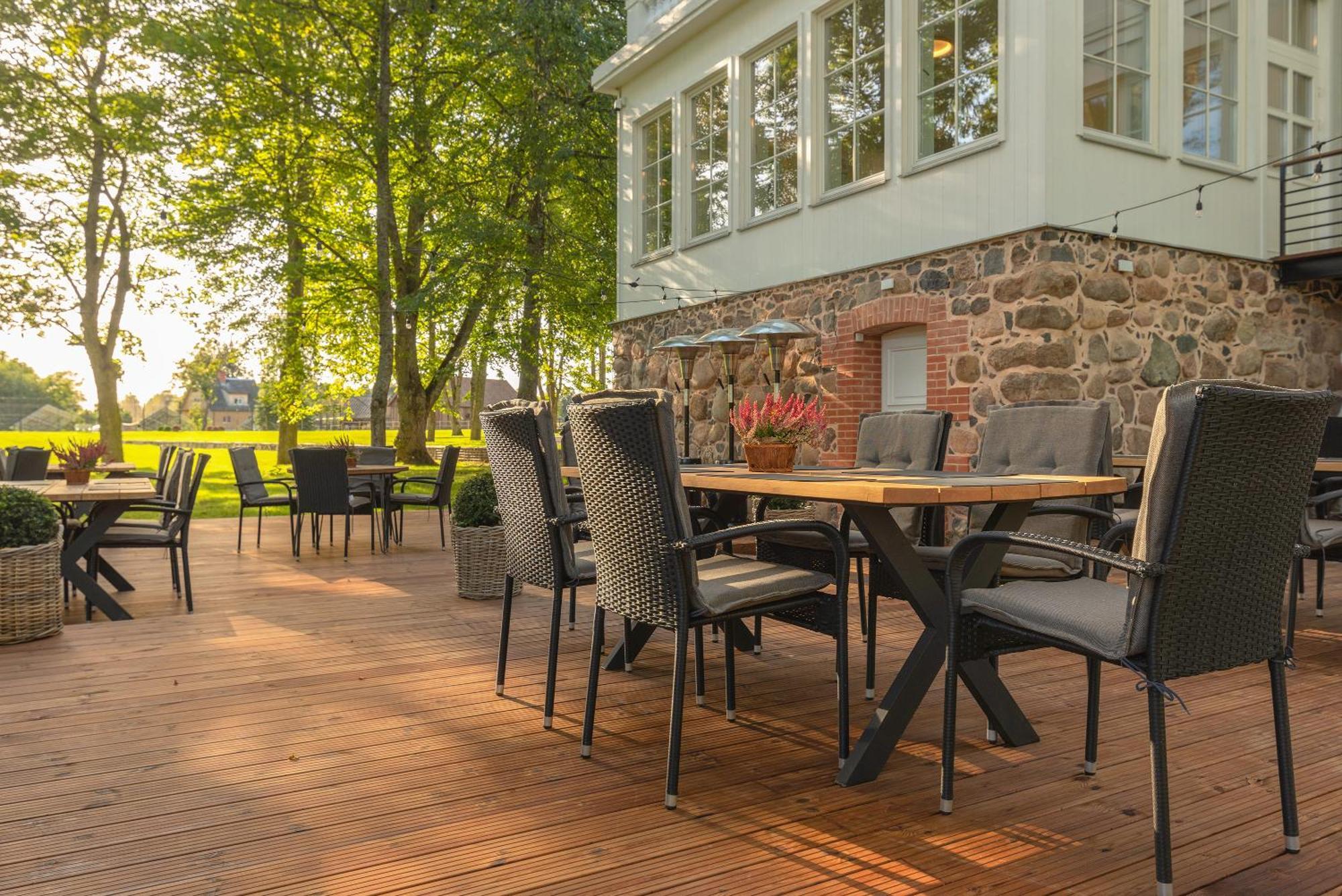 The Manor Sports & Spa Torva Exterior photo