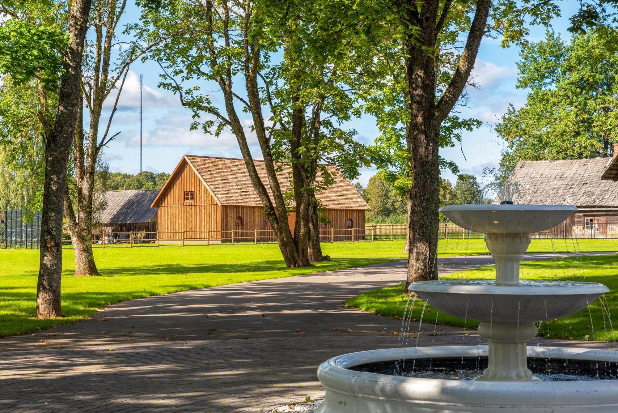The Manor Sports & Spa Torva Exterior photo